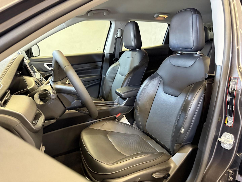 Foto do veículo JEEP COMPASS  LONG TF 2022 6.245 KM 132.900,00