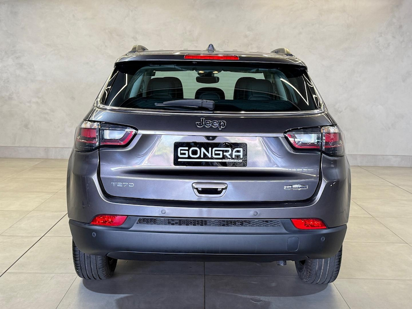 Foto do veículo JEEP COMPASS  LONG TF 2022 6.245 KM 132.900,00