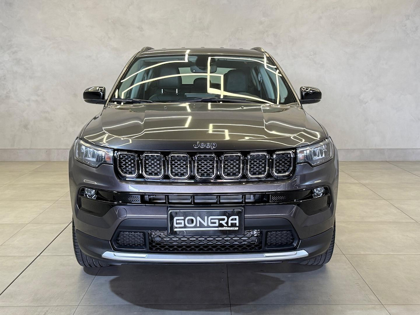 Foto do veículo JEEP COMPASS  LONG TF 2022 6.245 KM 132.900,00