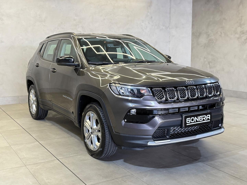 Foto do veículo JEEP COMPASS  LONG TF 2022 6.245 KM 132.900,00