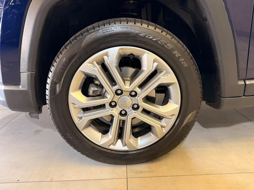 Foto do veículo JEEP COMPASS  LONG TF 2022 13.391 KM 132.900,00
