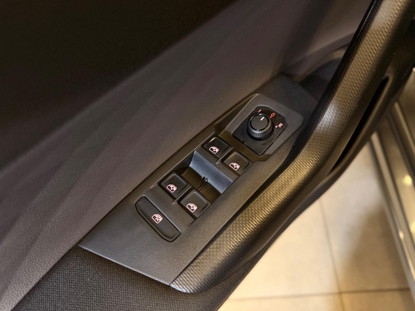 Foto do veículo VOLKSWAGEN VIRTUS  AB 2026 19.352 KM 109.900,00