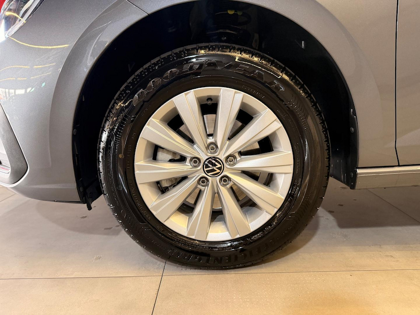 Foto do veículo VOLKSWAGEN VIRTUS  AB 2026 19.352 KM 109.900,00