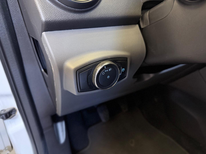 Foto do veículo FORD KA  SE 1.5 SD 2015 85.531 KM 42.900,00