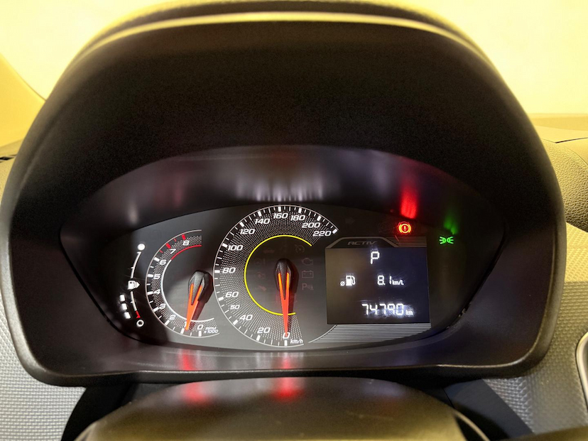 Foto do veículo CHEVROLET SPIN  1.8L AT ACT7 2020 74.000 KM 83.900,00