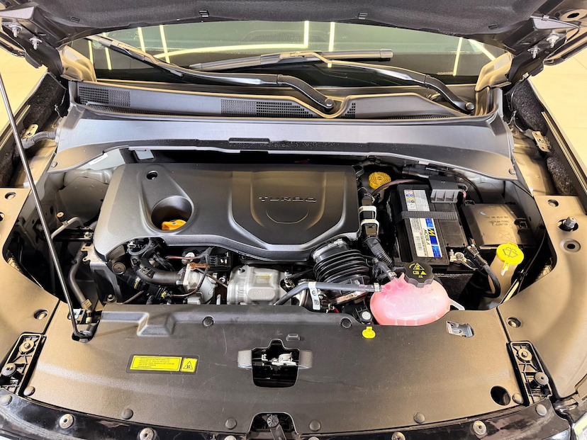 Foto do veículo JEEP COMPASS  LONG. T270 1.3 TB 4X2 FLEX AUT. 2024 27.824 KM 138.900,00
