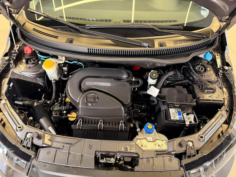 Foto do veículo FIAT MOBI  TREKKING 1.0MT 2022 24.877 KM 58.900,00