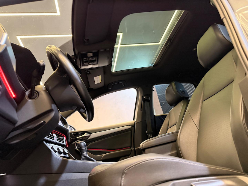 Foto do veículo VOLKSWAGEN JETTA  R-LINE 250 TSI 1.4 FLEX 16V AUT. 2019 84.320 KM 115.900,00