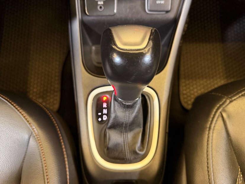 Foto do veículo JEEP COMPASS  SPORT F 2018 71.000 KM 86.900,00