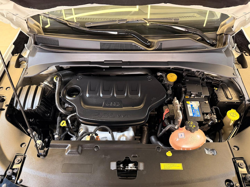 Foto do veículo JEEP COMPASS  SPORT F 2018 71.000 KM 86.900,00
