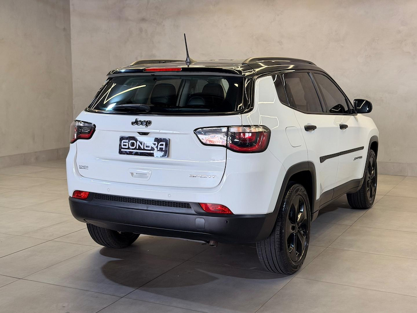 Foto do veículo JEEP COMPASS  SPORT F 2018 71.000 KM 86.900,00