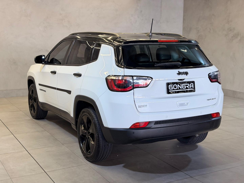 Foto do veículo JEEP COMPASS  SPORT F 2018 71.000 KM 86.900,00