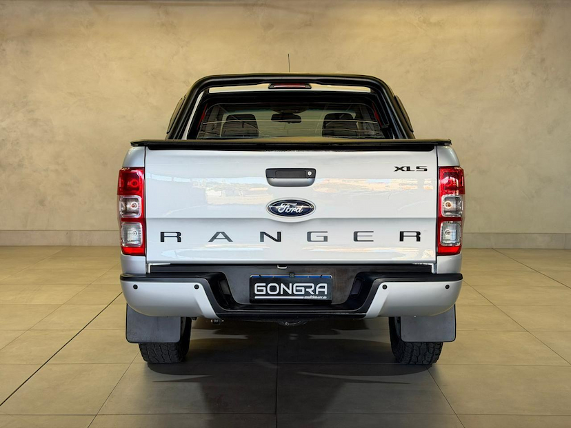 Foto do veículo FORD RANGER  XLS 3.2 20V 4X4 CD 2016 172.000 KM 114.900,00