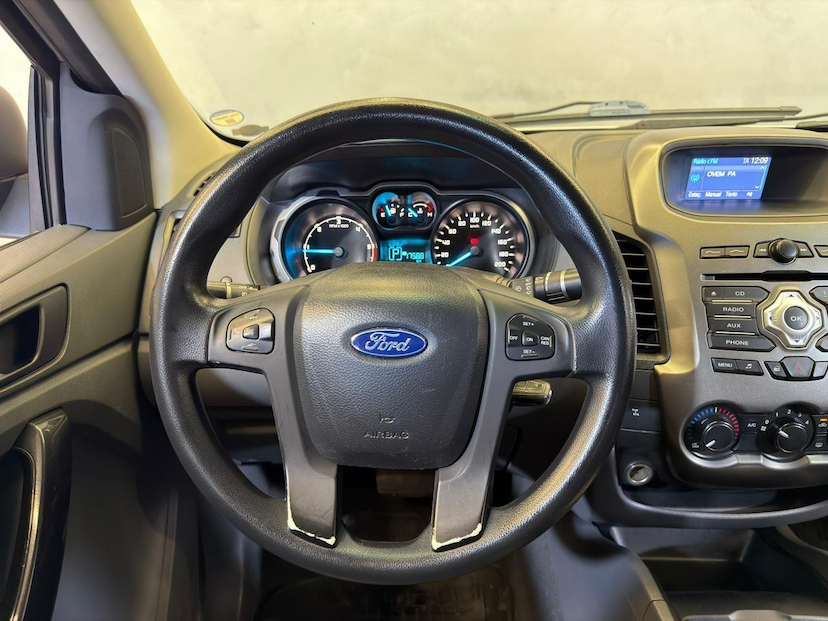 Foto do veículo FORD RANGER  XLS 3.2 20V 4X4 CD 2016 172.000 KM 114.900,00