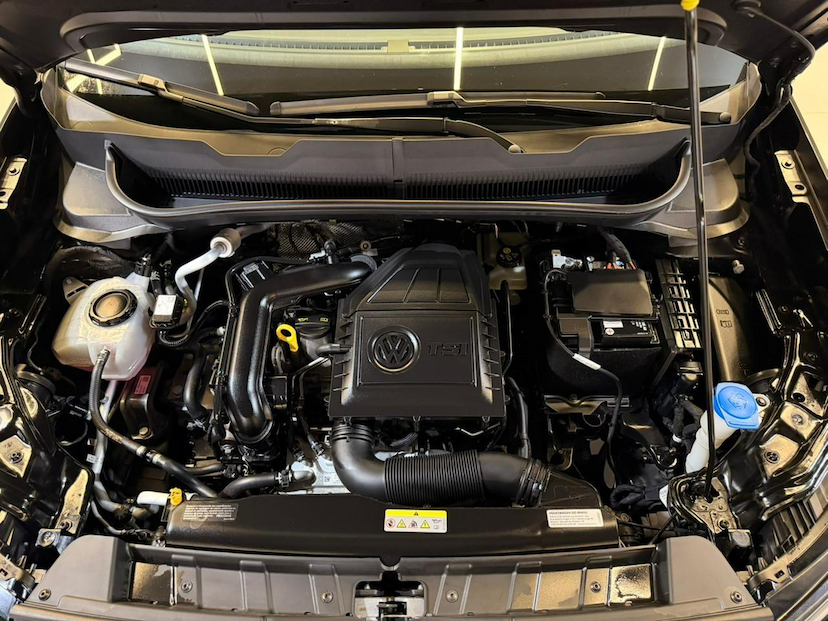 Foto do veículo VOLKSWAGEN T-CROSS T CROSS TSI 2022 39.487 KM 104.900,00