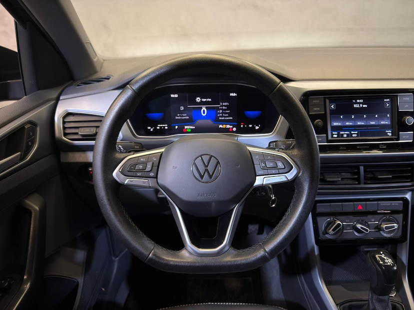 Foto do veículo VOLKSWAGEN T-CROSS T CROSS TSI 2022 39.487 KM 104.900,00