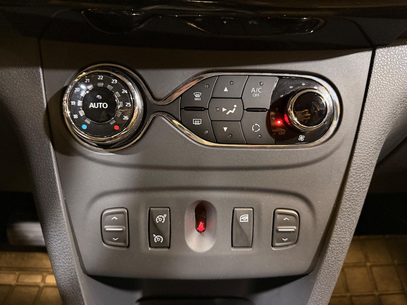 Foto do veículo RENAULT SANDERO  STEPWAY EASY R HIPOWER 2019 36.574 KM 56.900,00