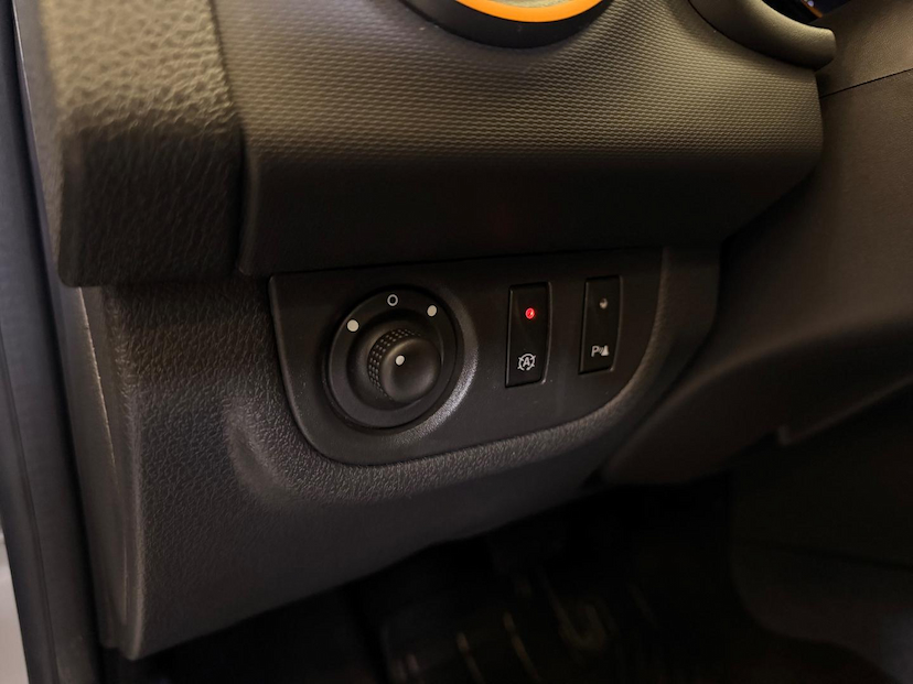 Foto do veículo RENAULT SANDERO  STEPWAY EASY R HIPOWER 2019 36.574 KM 56.900,00