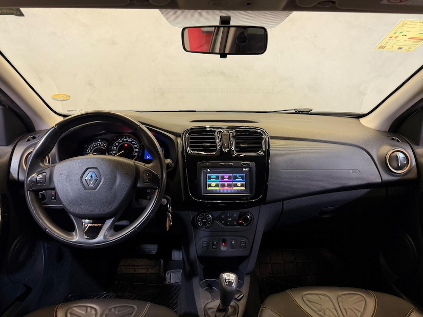 Foto do veículo RENAULT SANDERO  STEPWAY EASY R HIPOWER 2019 36.574 KM 56.900,00