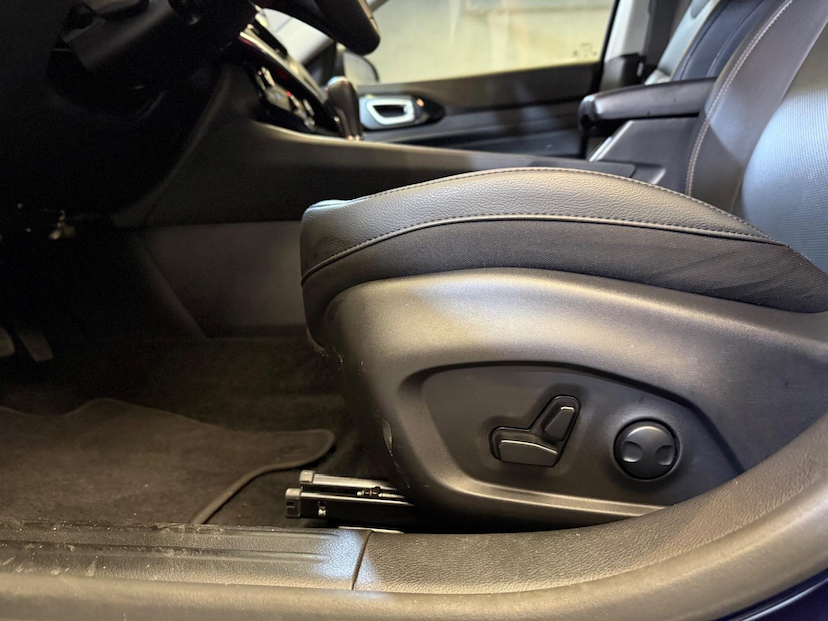 Foto do veículo JEEP COMPASS  LIMITED TF 2024 13.898 KM 166.900,00