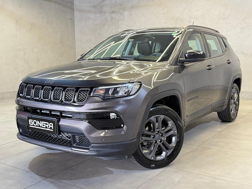Foto do veículo JEEP COMPASS  LONG TF 2024 24.199 KM 144.900,00