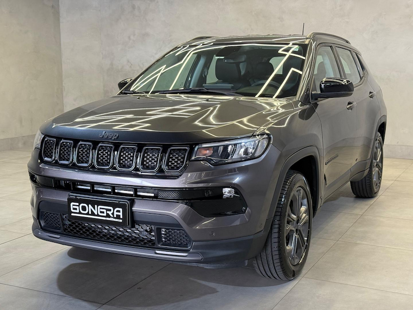 Foto do veículo JEEP COMPASS  LONG TF 2024 24.199 KM 144.900,00