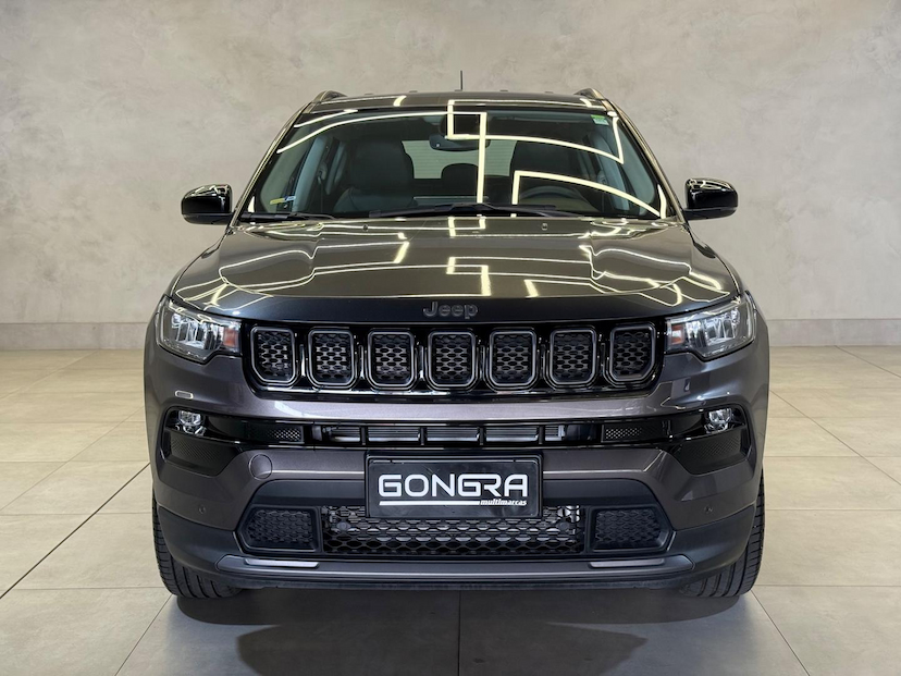 Foto do veículo JEEP COMPASS  LONG TF 2024 24.199 KM 144.900,00