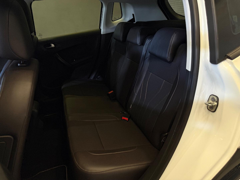 Foto do veículo PEUGEOT 2008  GF THP INC 2021 59.000 KM 84.900,00