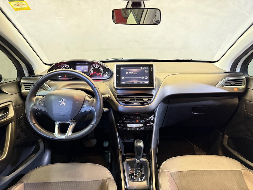 Foto do veículo PEUGEOT 2008  GF THP INC 2021 59.000 KM 84.900,00