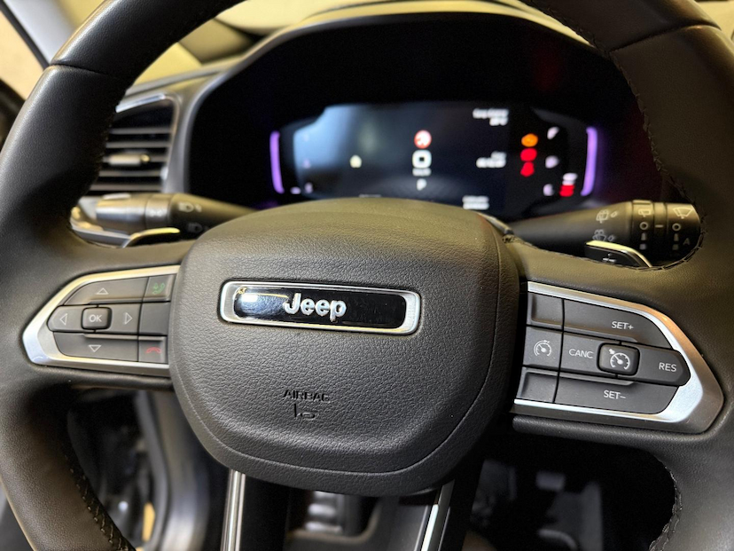 Foto do veículo JEEP RENEGADE  LGTD T270 2024 26.443 KM 119.900,00