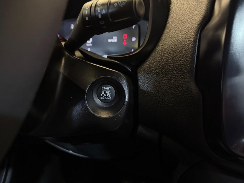 Foto do veículo JEEP RENEGADE  LGTD T270 2024 24.446 KM 119.900,00