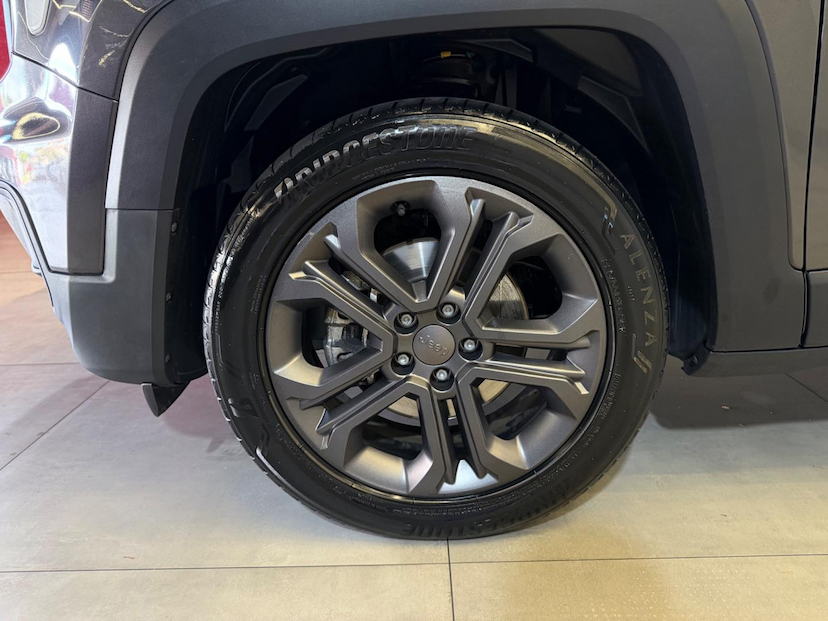 Foto do veículo JEEP RENEGADE  LGTD T270 2024 24.446 KM 119.900,00