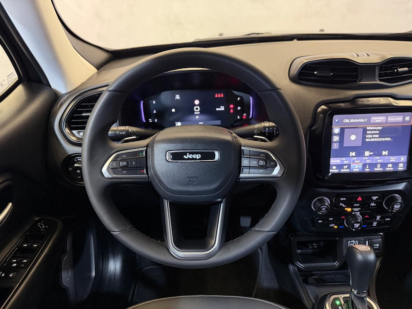 Foto do veículo JEEP RENEGADE  LGTD T270 2024 24.446 KM 119.900,00