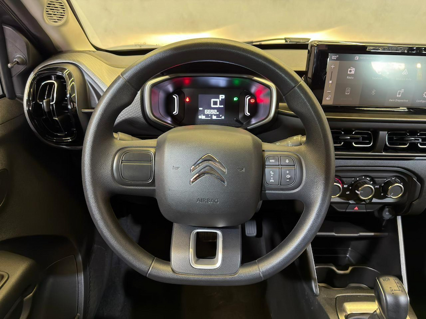 Foto do veículo CITROËN AIRCROSS C3  FEEL 1.0 FLEX TB. 200 AUT 2025 6.690 KM 99.900,00