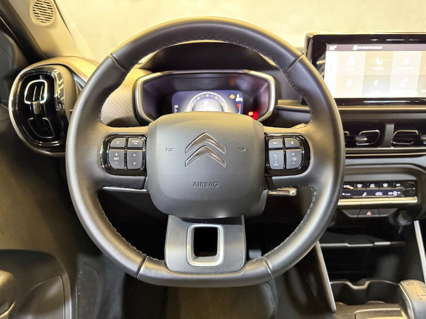 Foto do veículo CITROËN BASALT  SHINE 1.0 FLEX TB 200 5P AUT. 2025 4.885 KM 105.900,00