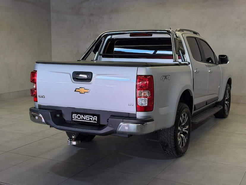 Foto do veículo CHEVROLET S10  LTZ 2.5 FLEXPOWER 4X4 2019 110.440 KM 143.900,00