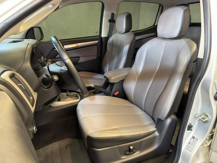 Foto do veículo CHEVROLET S10  LTZ 2.5 FLEXPOWER 4X4 2019 110.440 KM 143.900,00