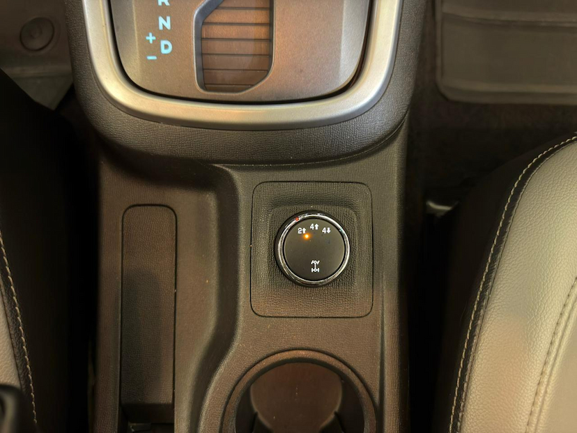 Foto do veículo CHEVROLET S10  LTZ 2.5 FLEXPOWER 4X4 2019 110.440 KM 143.900,00