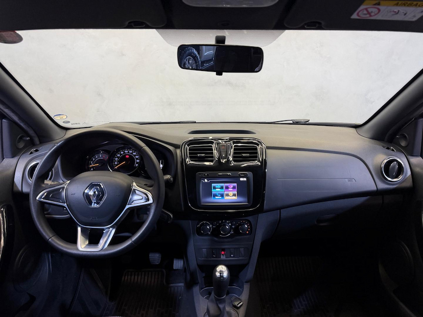 Foto do veículo RENAULT SANDERO  ZEN 1.6 MANUAL 2021 47.800 KM 64.900,00