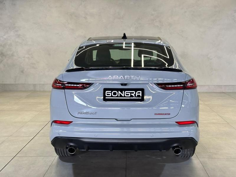 Foto do veículo FIAT FASTBACK  ABARTH 270 2025 19.428 KM 139.900,00