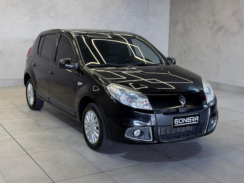 Foto do veículo RENAULT SANDERO  1.6 PRIVILEGE 16V FLEX 4P MANUAL 2013 72.000 KM 39.900,00