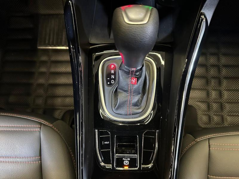 Foto do veículo FIAT FASTBACK  ABARTH 270 2025 28.991 KM 138.900,00