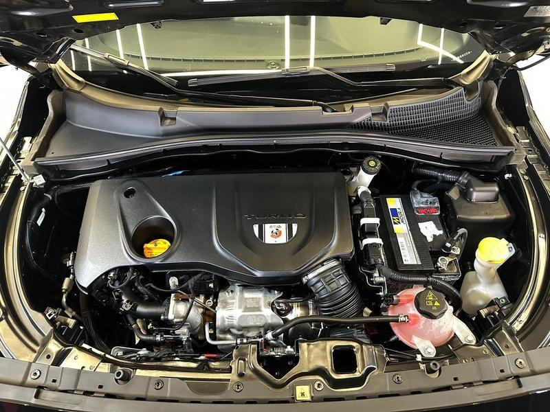 Foto do veículo FIAT FASTBACK  ABARTH 270 2025 28.991 KM 138.900,00