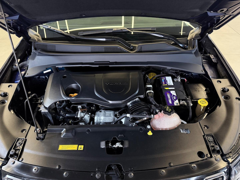 Foto do veículo JEEP COMPASS  LONG TF 2022 35.332 KM 125.900,00