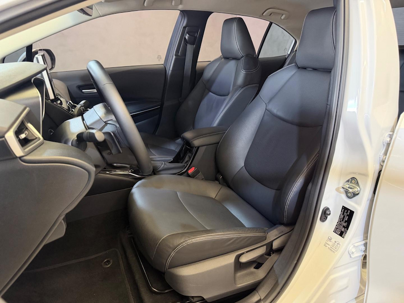 Foto do veículo TOYOTA COROLLA  XEI 20 2024 16.650 KM 149.900,00