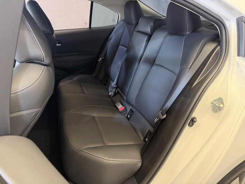 Foto do veículo TOYOTA COROLLA  XEI 20 2024 16.650 KM 149.900,00