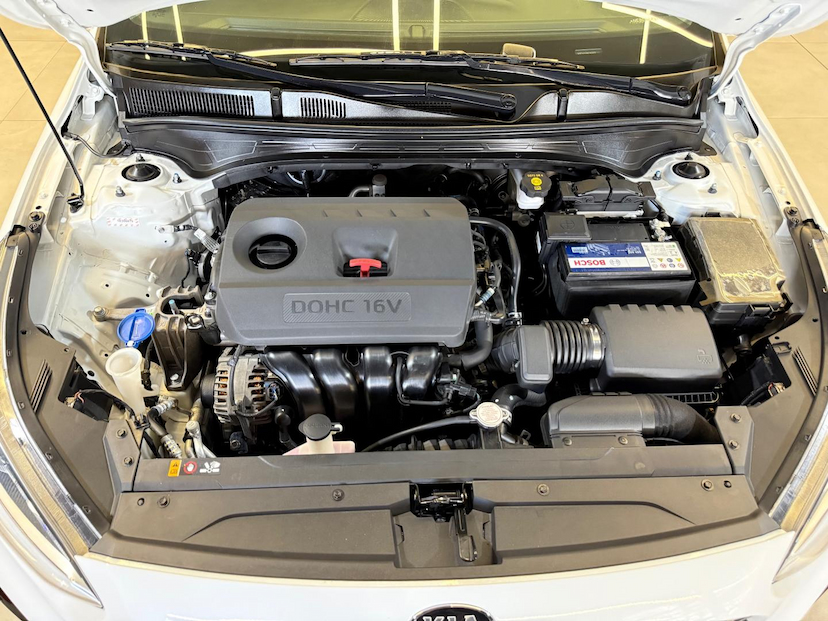 Foto do veículo KIA CERATO  FF SX2.0 AT 2022 90.531 KM 89.900,00
