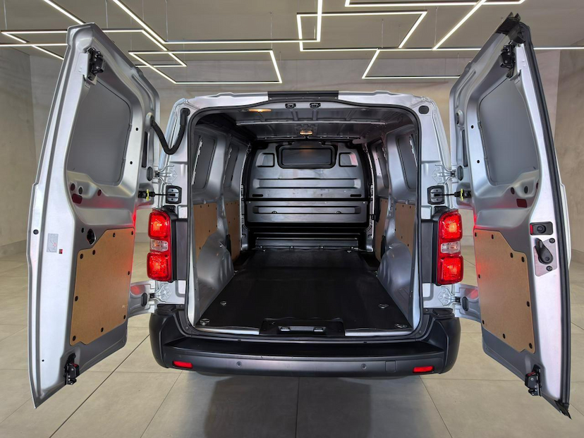 Foto do veículo PEUGEOT EXPERT  CARGO 2025 5.634 KM 169.900,00