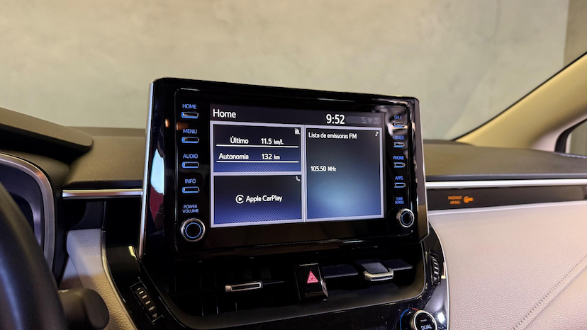 Foto do veículo TOYOTA COROLLA  ALTIS 20 2020 42.000 KM 138.900,00