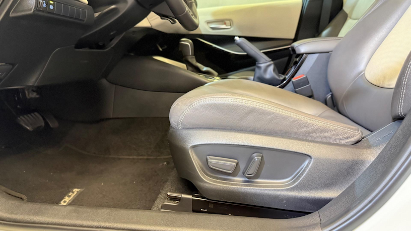 Foto do veículo TOYOTA COROLLA  ALTIS 20 2020 42.000 KM 138.900,00
